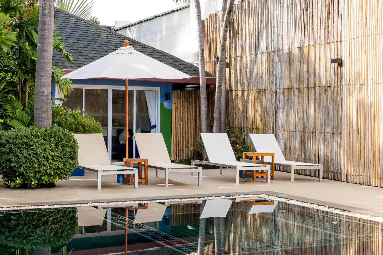 Suite with pool view in Koh Samui